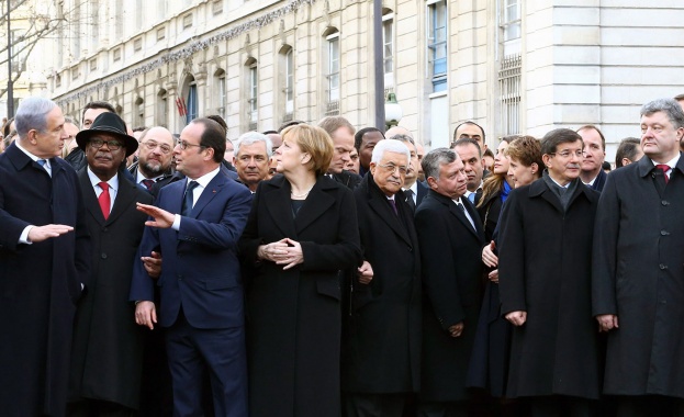 А. Давутоглу: Регулирането на миграцията ще продължи да бъде приоритет за Турция