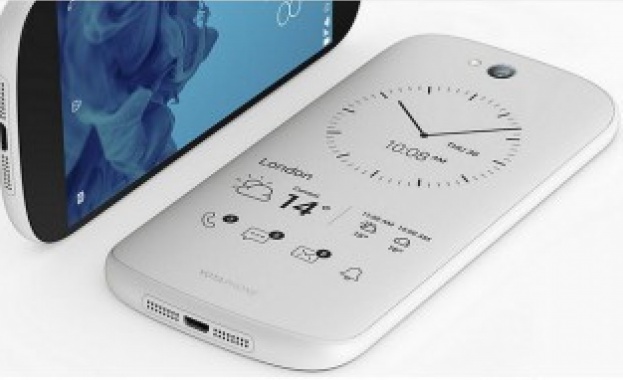 YotaPhone 3 излиза в началото на 2016 г.