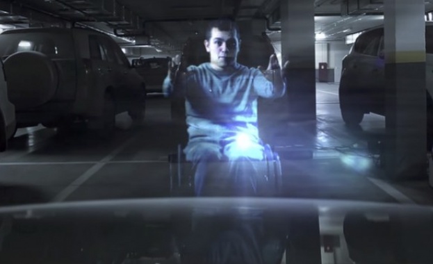 Не съм знак върху асфалта! Холограма стряска нагли шофьори (видео)