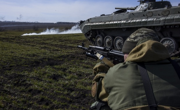 ЛНР: Оттеглянето на военната техника ще започне на 3 октомври и ще се проведе в два етапа