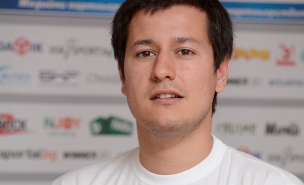 Денислав Коджабашев със златото от Световните игри за хора с увреждания