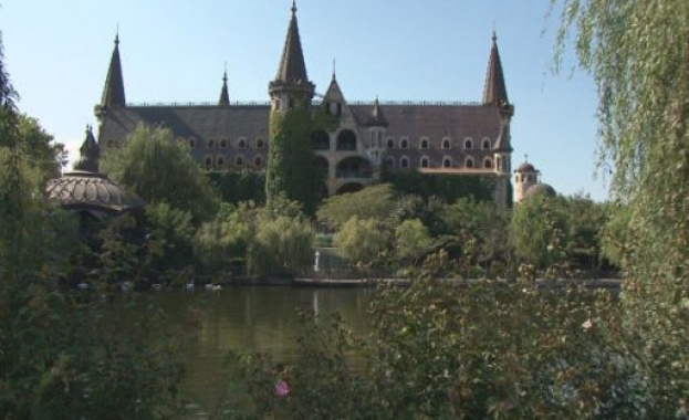 Частен замък се появи сред стоте национални обекта