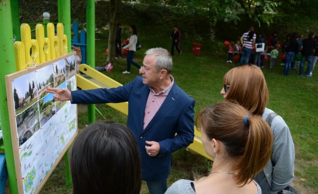 Детски празник в Зоопарка в Ловеч организира Казанджиев