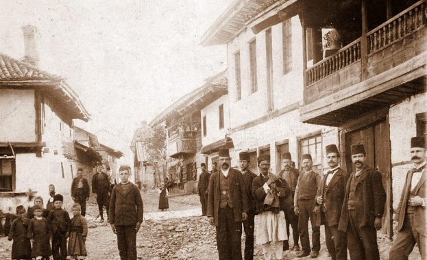 5 октомври в годините назад 