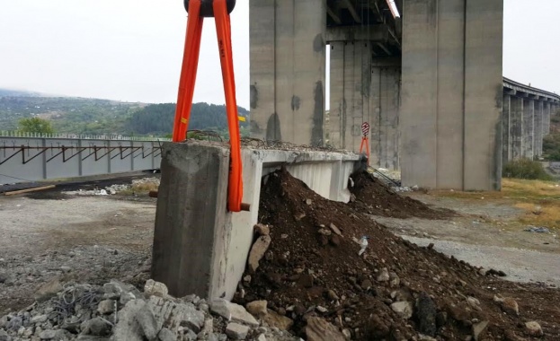 АПИ: Временна организация на движението в участъка на виадукт „Елешница”