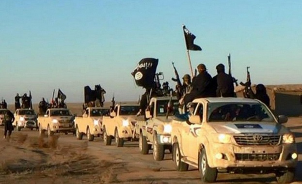 В Toyota не знаят как хиляди техни джипове са попаднали в „Ислямска държава“