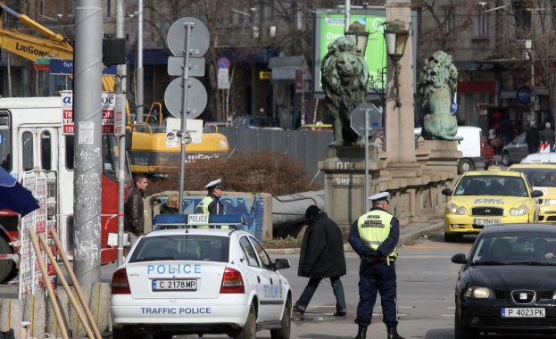 107 чужденци са задържани в хода на полицейска акция, проведена в столицата