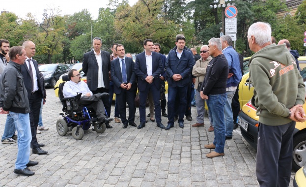 Калоян Паргов: Столична община не изпълнява законите приети от Парламента
