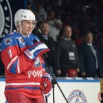 На рождения си ден Владимир Путин вкара 7 шайби в гала-мач на Нощната хокейна лига