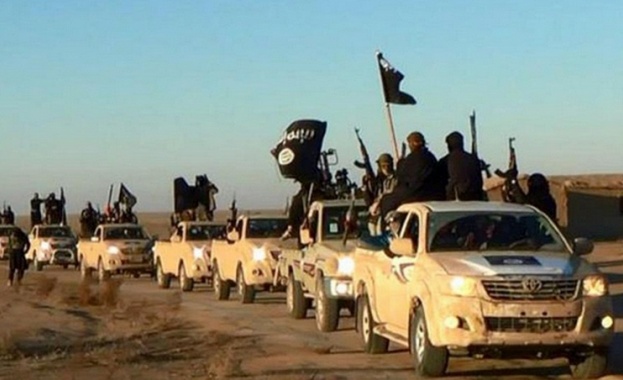 САЩ лично уредили „Ислямска държава” с джипове „Тойота”