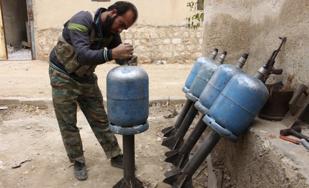 Reuters: Сирийската армия, подкрепяна от ирански бойци, напредва южно от Алепо