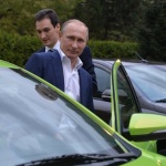 Путин пристигна на „Валдай“ с новата „Лада Веста“