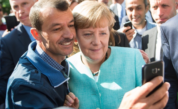 FAZ: Меркел ще предложи на България да сключи споразумение за реадмисия с Афганистан