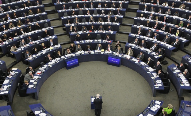 ЕС прие спорни правила за интернет неутралност