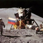 Стана известно кога руските космонавти ще кацнат на Луната