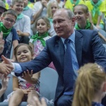 Путин създава Руско ученическо движение