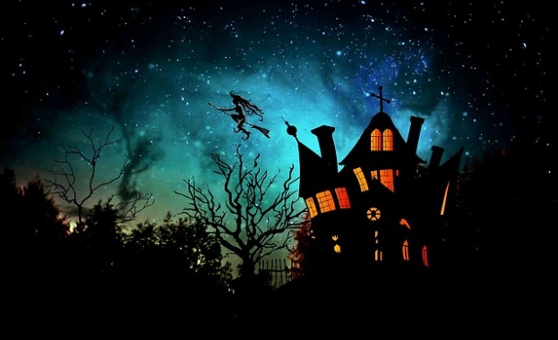 Този Хелоуин София Ринг Мол подкрепя приятелството