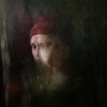Mirror - поглед на Катя Чаушева в огледалото