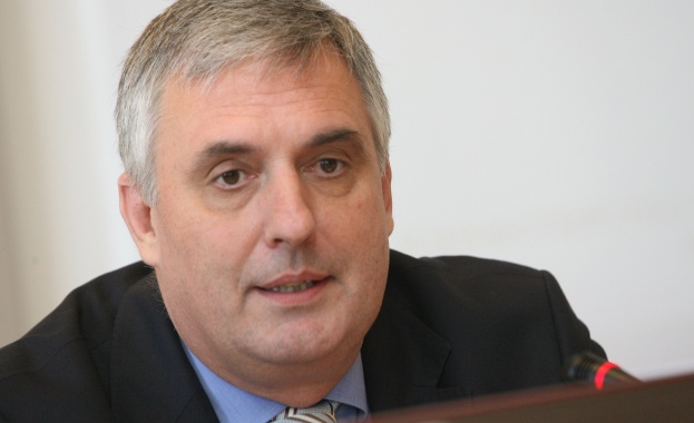 МТСП подготвя нов закон за отделяне на социалните плащания от социалните услуги