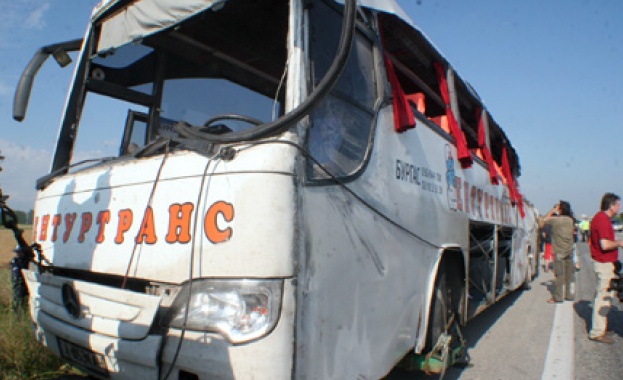 Осъденият заради автобуса-ковчег на "Тракия" Ениз Ченгел избяга