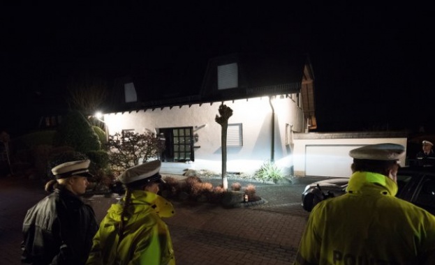 Трупчетата на седем бебета са намерени в жилище в Германия