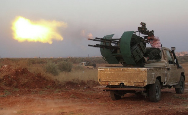 Захарова: Терористите продължават да получават големи партиди оръжие