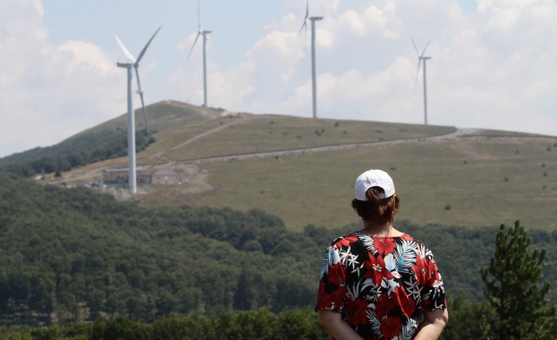 ЕК: ВЕИ, дългосрочните договори и политически зависимата КЕВР застрашават стабилността на енергийния сектор