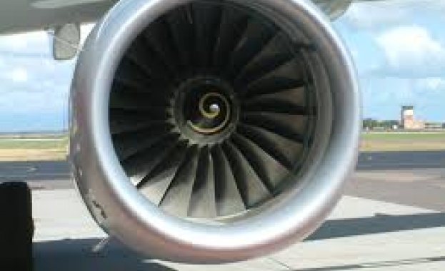 Самолет се приземи извънредно в САЩ заради сигнал за бомба