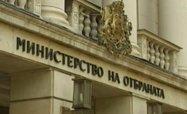 МО: Няма опасност за живота на българските медици в Мали