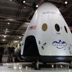 НАСА сключи договор със SpaceX за превоз на астронавти до МКС  