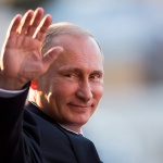 Рейтингът на Путин е на върха на максималните си стойности