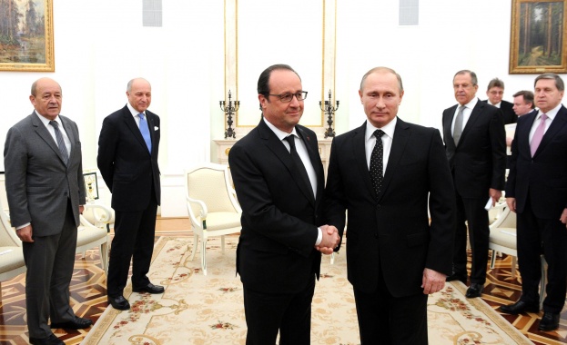 Путин и Оланд призоваха за широка коалиция срещу „Ислямска държава”