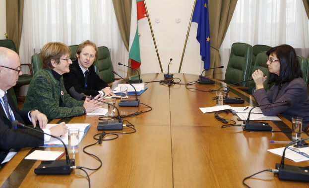 Вицепремиерът Кунева се срещна с председателя на ПАСЕ Ан Брасьор