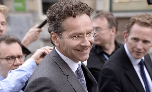 Дейселблум предупреди за създаване на „мини Шенген” заради мигрантската криза