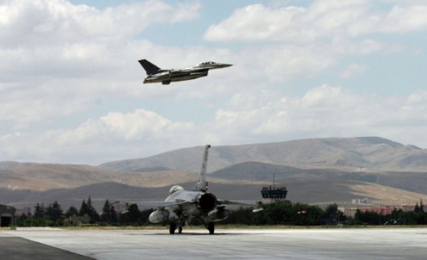 Ердоган: Турция възнамерява и в бъдеще да защитава границите си така, както със Су-24