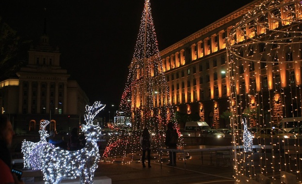 Светлините на коледната елха на София ще бъдат запалени на 1 декември