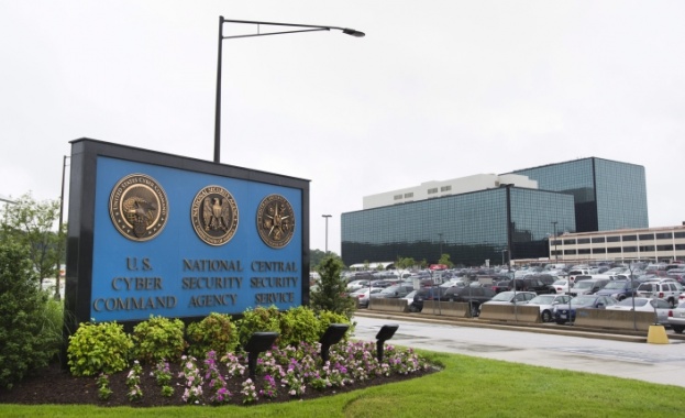 АНС спира програмата за подслушване на телефони