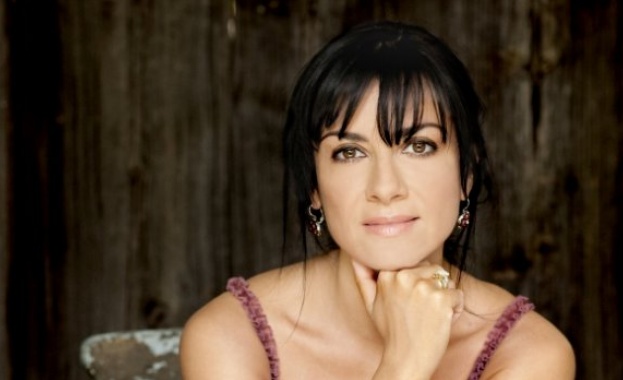 Александрина Пендачанска открива Новогодишния музикален фестивал