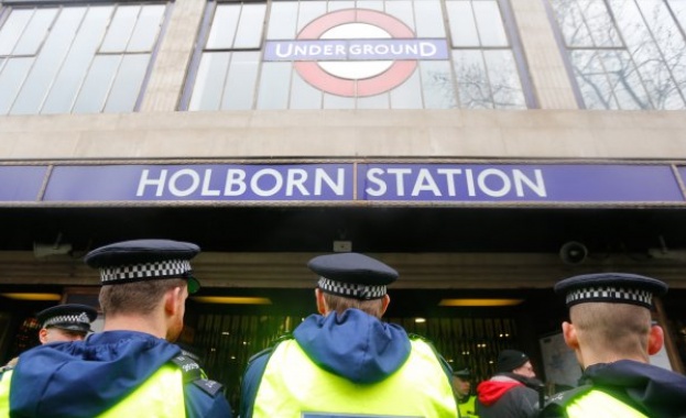 Евакуираха района на Лондонския мост заради сигнал за бомба