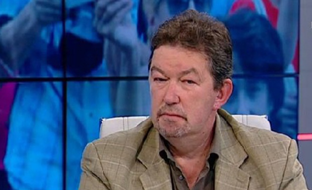 Главният прокурор погнал Сидеров заради исканата от "Атака" промяна в правомощията му, смята адвокат К. Симеонов