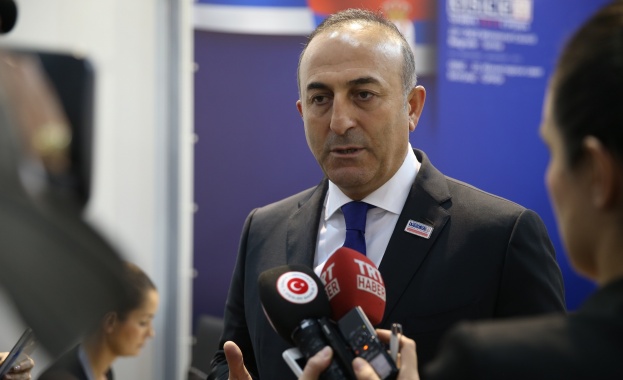 М. Чавушоглу: Крим е част от Украйна 