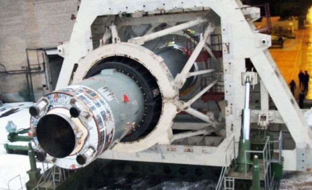 Русия изведе два военни спътника на орбита