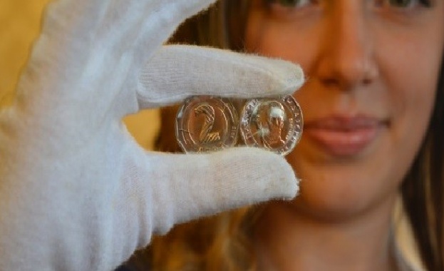 От утре ще се разплащаме с метални двулевки