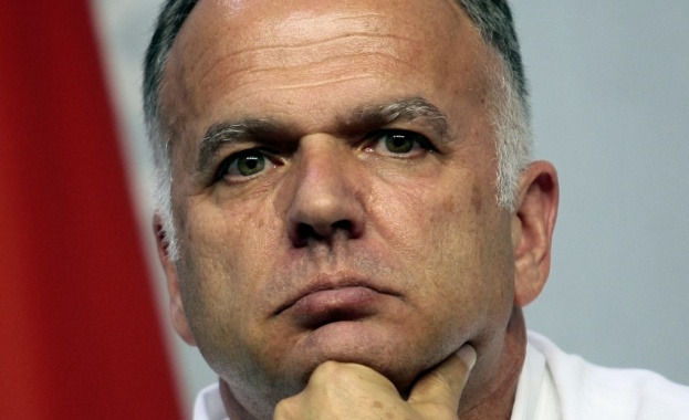 Б. Чуков: Какво ще иска Давутоглу от нас – да подкрепим Анкара срещу Москва?