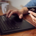 Lumia 950 в комплект с док станция за клиенти на електронния магазин на Мтел