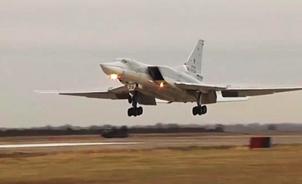 ВКС на Русия нанесоха масиран въздушен удар по обекти на ИД в Сирия