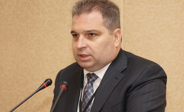 Гр. Караджов подава оставка като председател на транспортната комисия в парламента