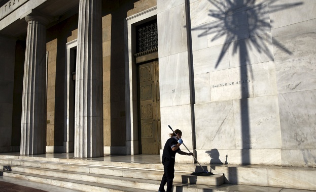 Обсъжда се възстановяване на достъпа на гръцките банки до евтините кредитни линии и на ЕЦБ
