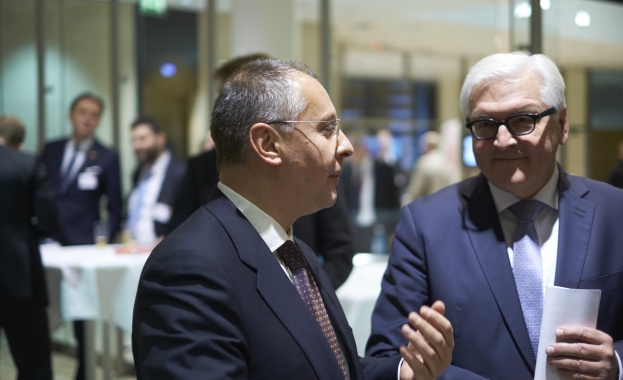 Станишев: Десните използват страха, левите носят надеждата