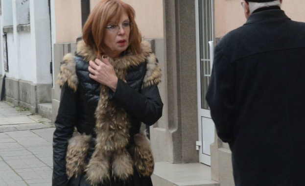 Започва проверка във връзка с делата, заведени от Р. Ченалова срещу двама членове на ВСС 